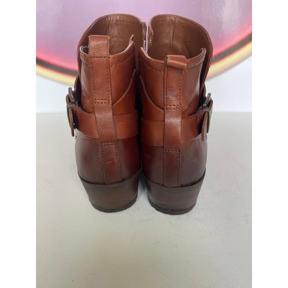 Vince Camuto Leather - Picture 2 of 8